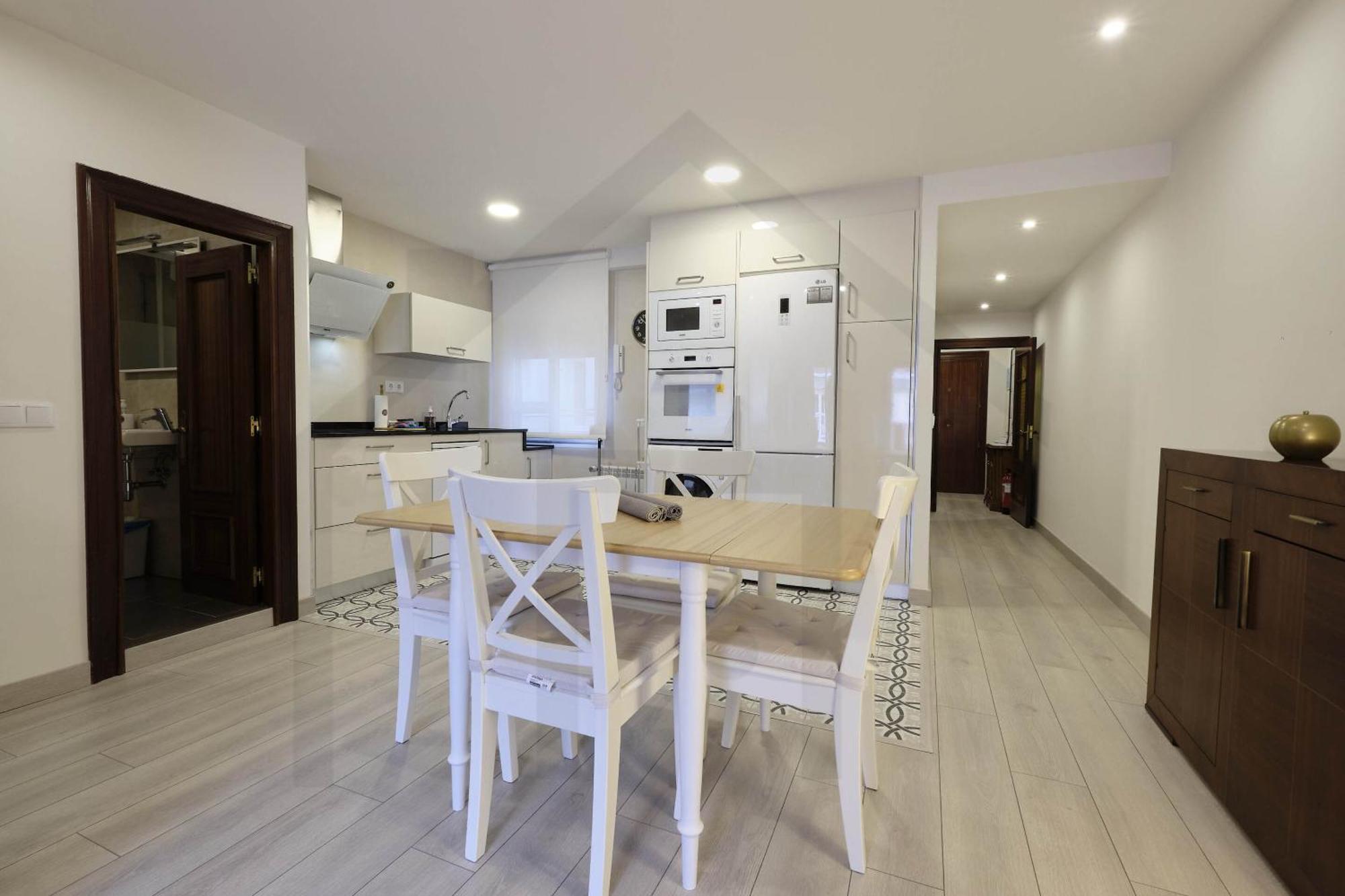 Atico Quintana I - Con Terraza, Vistas A La Ciudad, En El Centro, Con Wifi Y Garaje Apartment โอเบียโด ภายนอก รูปภาพ