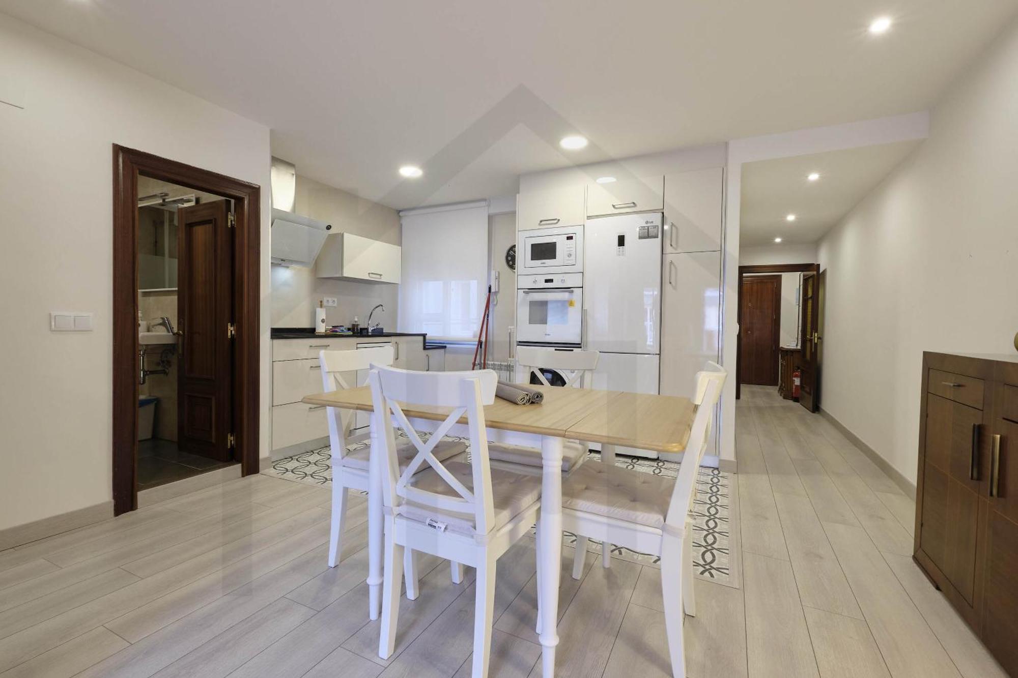 Atico Quintana I - Con Terraza, Vistas A La Ciudad, En El Centro, Con Wifi Y Garaje Apartment โอเบียโด ภายนอก รูปภาพ